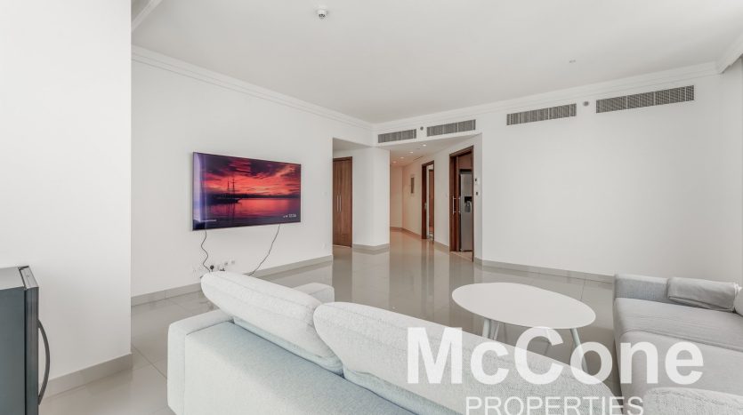 Apartment on Downtown Burj Dubai, 2 bedrooms, 131.36 m2