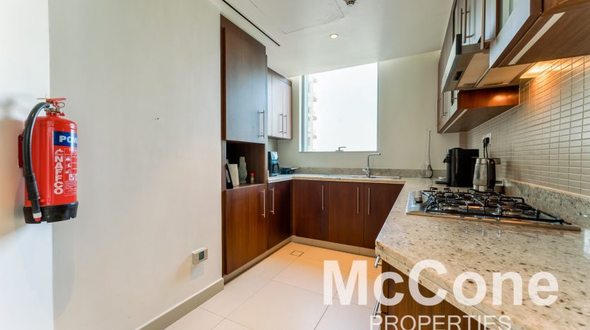 Apartment on Downtown Burj Dubai, 2 bedrooms, 131.36 m2